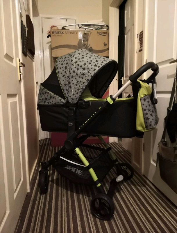 jane minnum pushchair